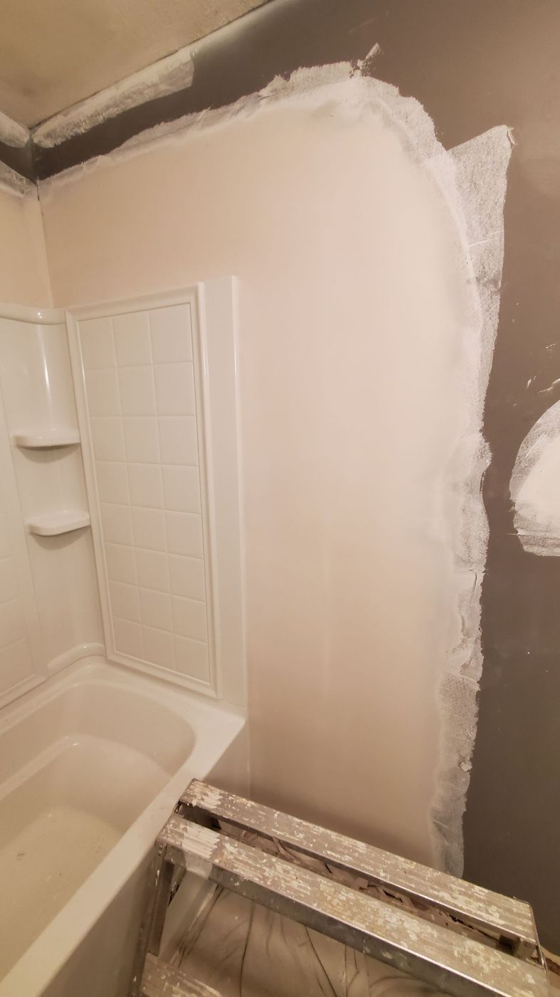 Brown's Drywall Repair job photo