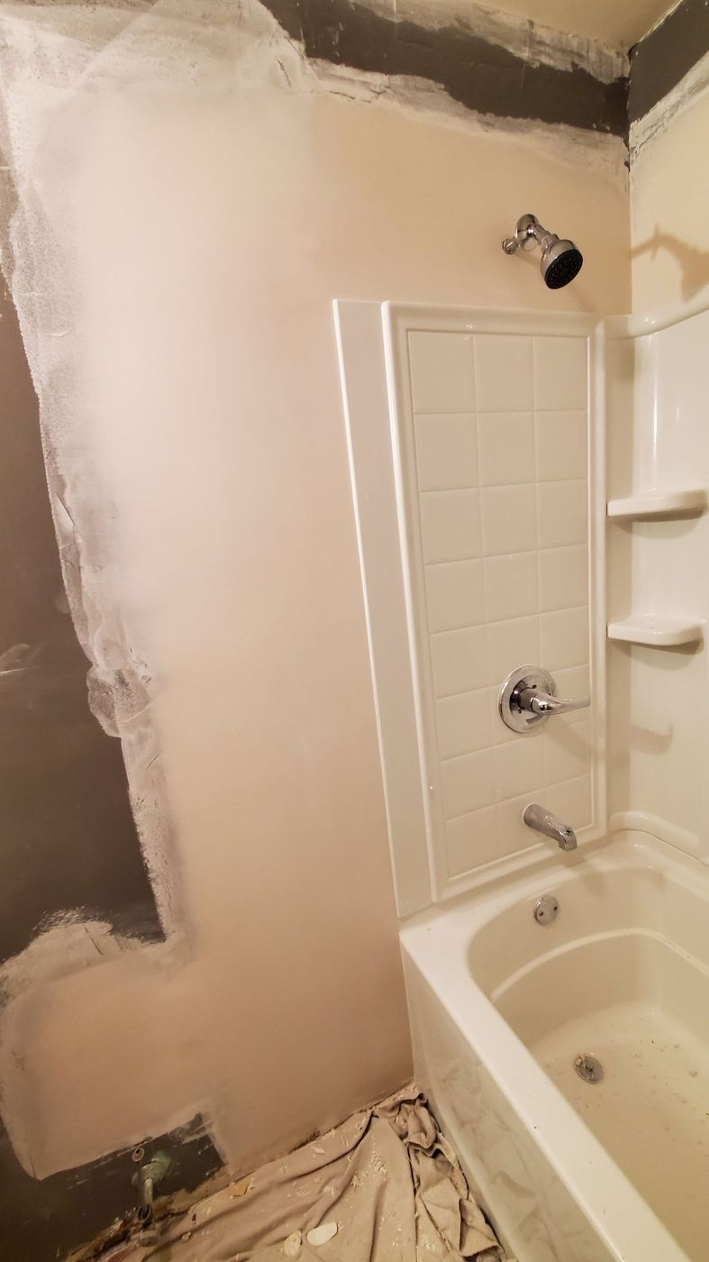 Brown's Drywall Repair job photo