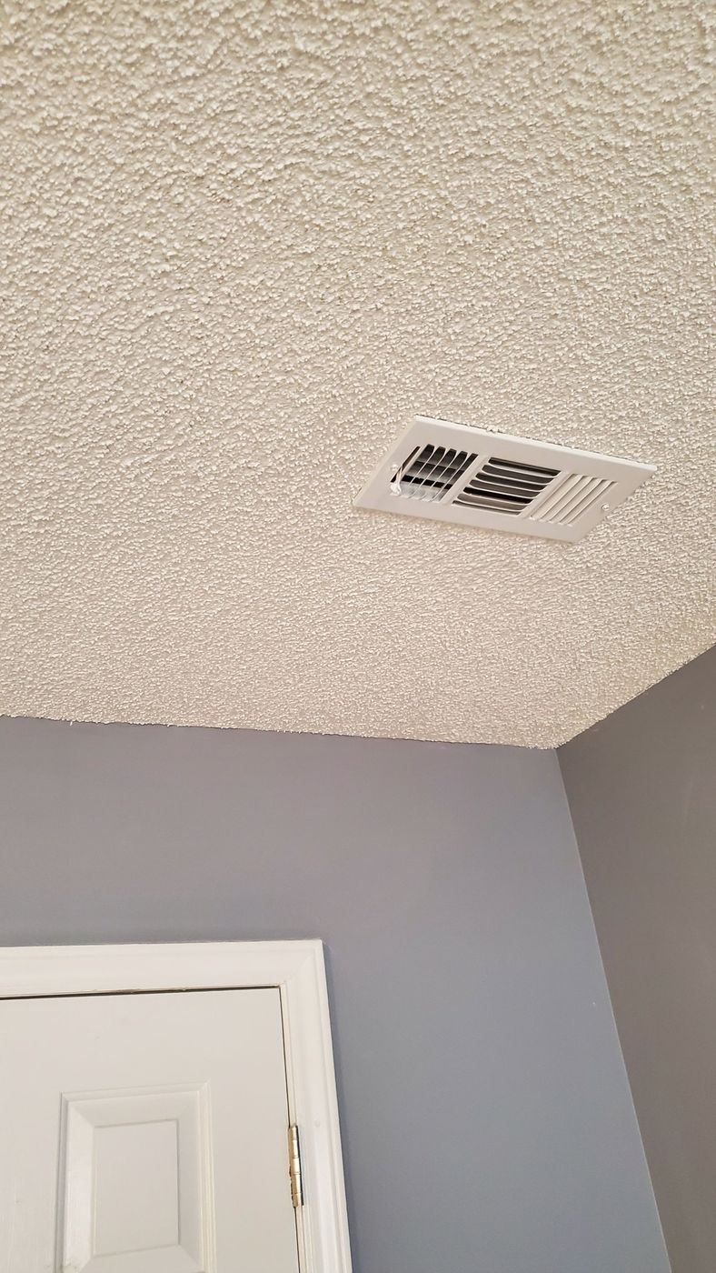 Brown's Drywall Repair job photo