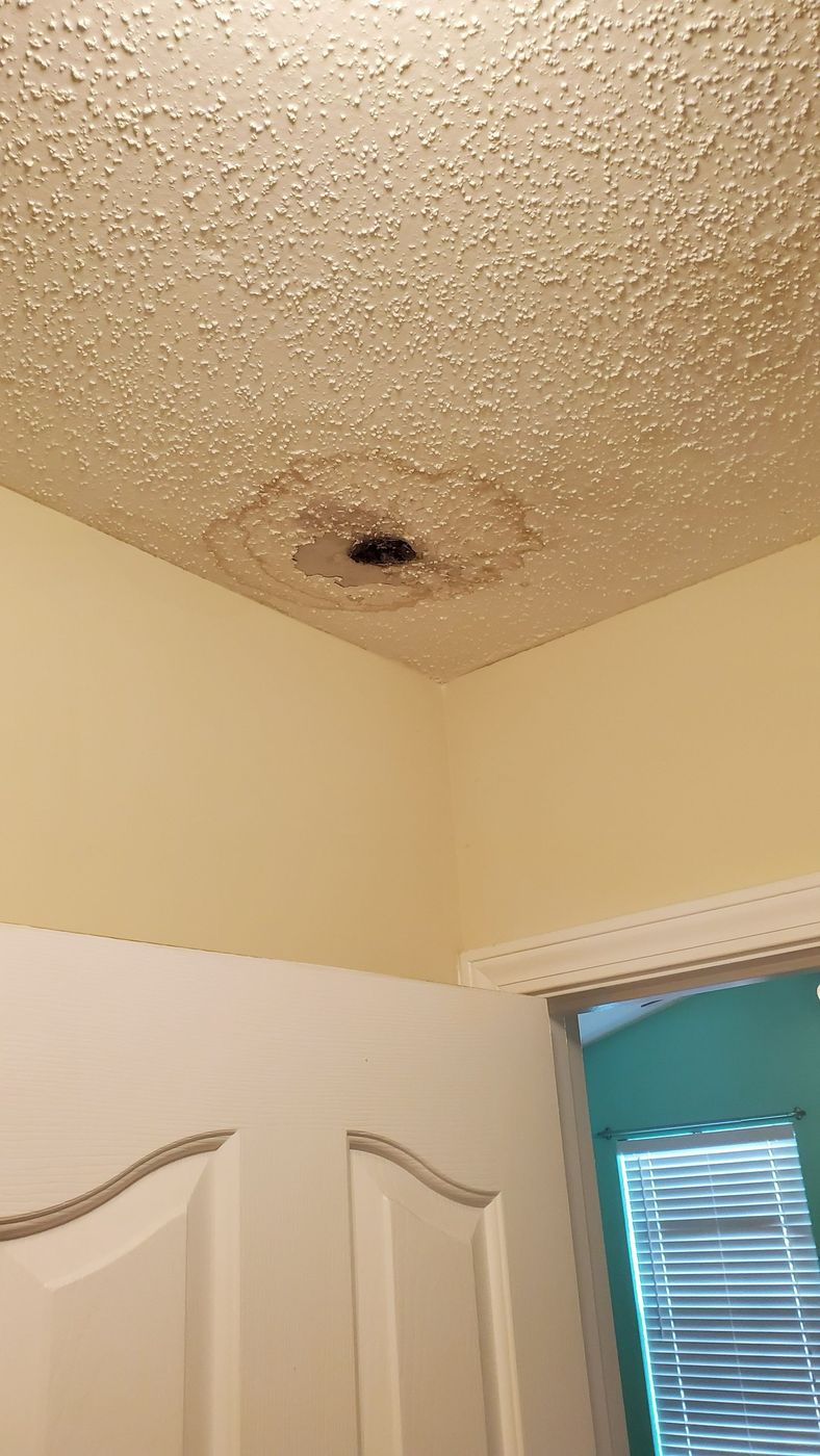 Brown's Drywall Repair job photo